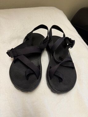 Men’s Chaco sandals sz 8